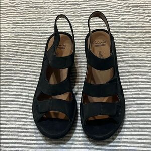 Clarks Women's Elegant Black Sandals